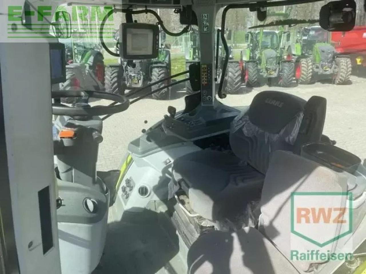 Tractor CLAAS claas arion 660