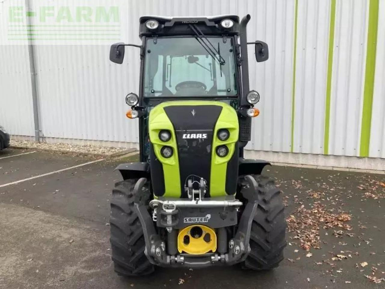 Tractor CLAAS claas nexos 240 m