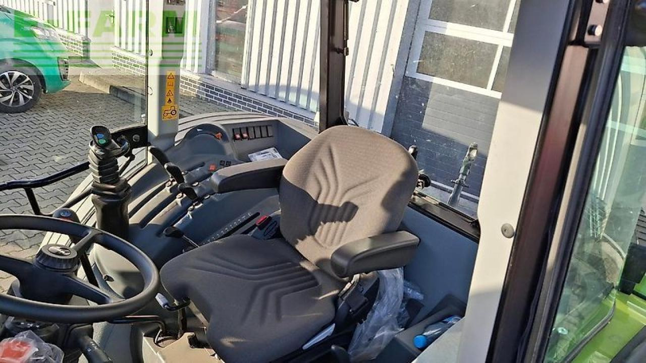 Tractor CLAAS elios 210