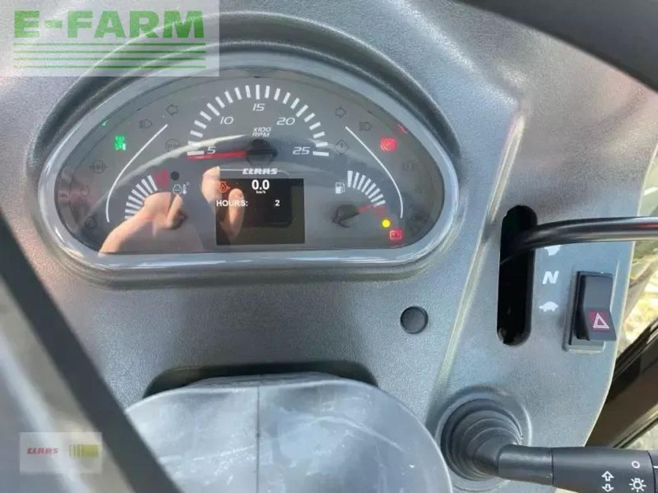 Tractor CLAAS elios 210