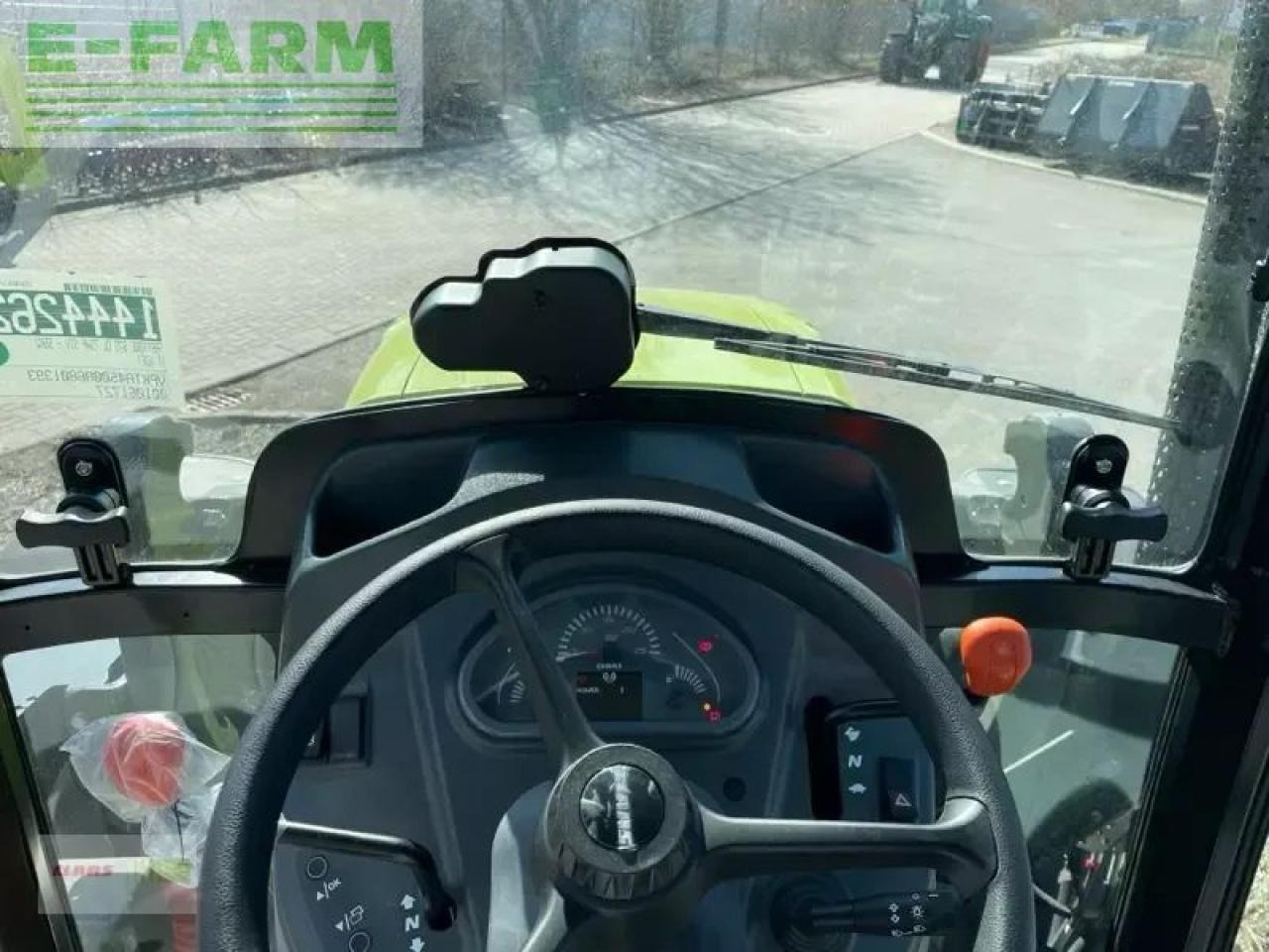 Tractor CLAAS elios 210