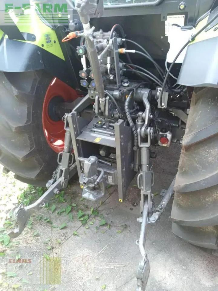 Tractor CLAAS elios 210
