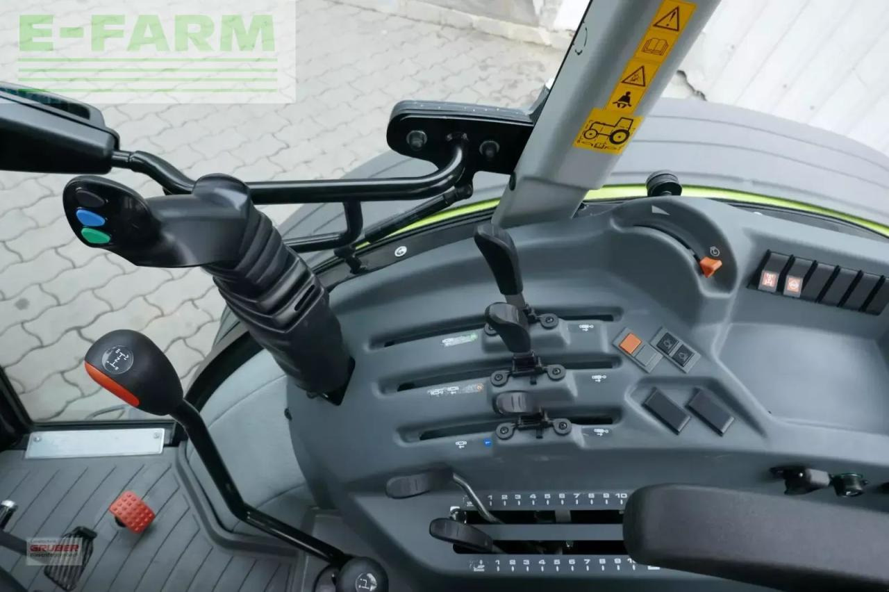 Tractor CLAAS elios 210 c