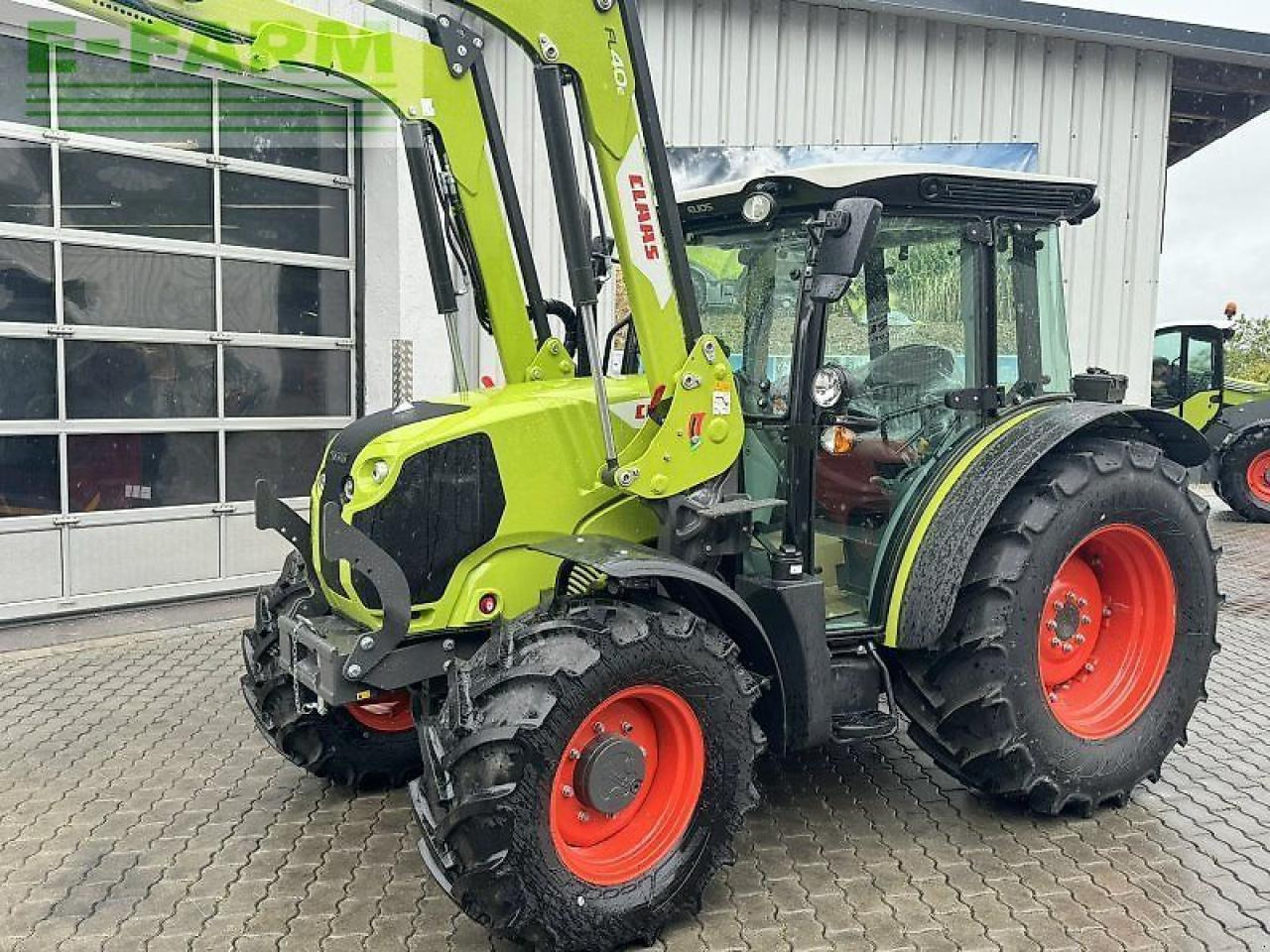 Tractor CLAAS elios 210 c inkl. frontlader und klimaanlage