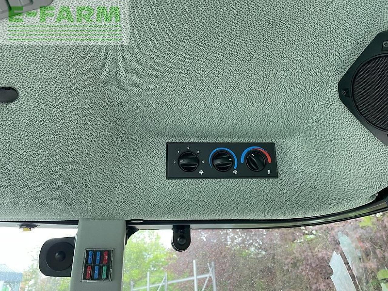 Tractor CLAAS elios 210 kabine classic