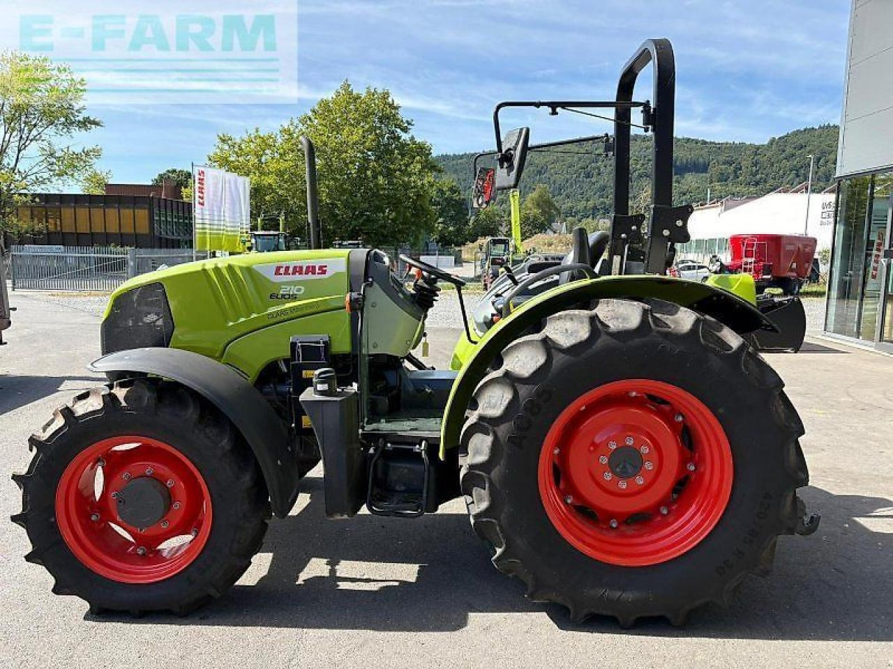 Tractor CLAAS elios 210 plattform
