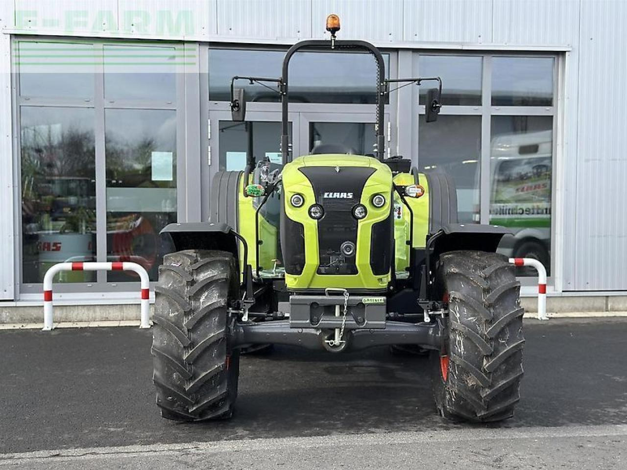 Tractor CLAAS elios 210 plattform