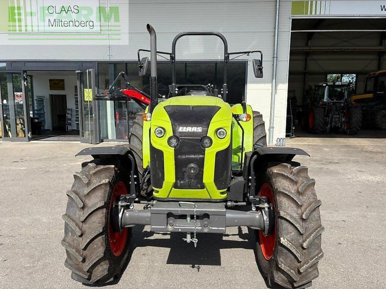 Tractor CLAAS elios 210 plattform