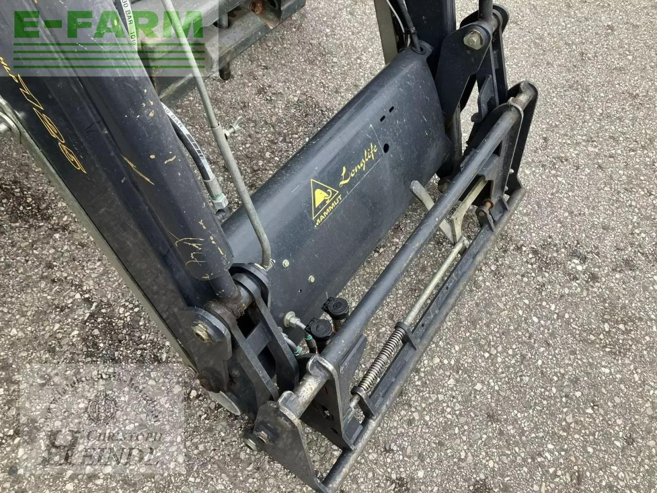 Tractor CLAAS elios 220