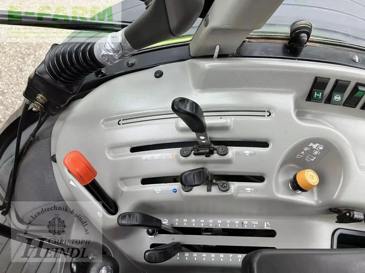 Tractor CLAAS elios 220