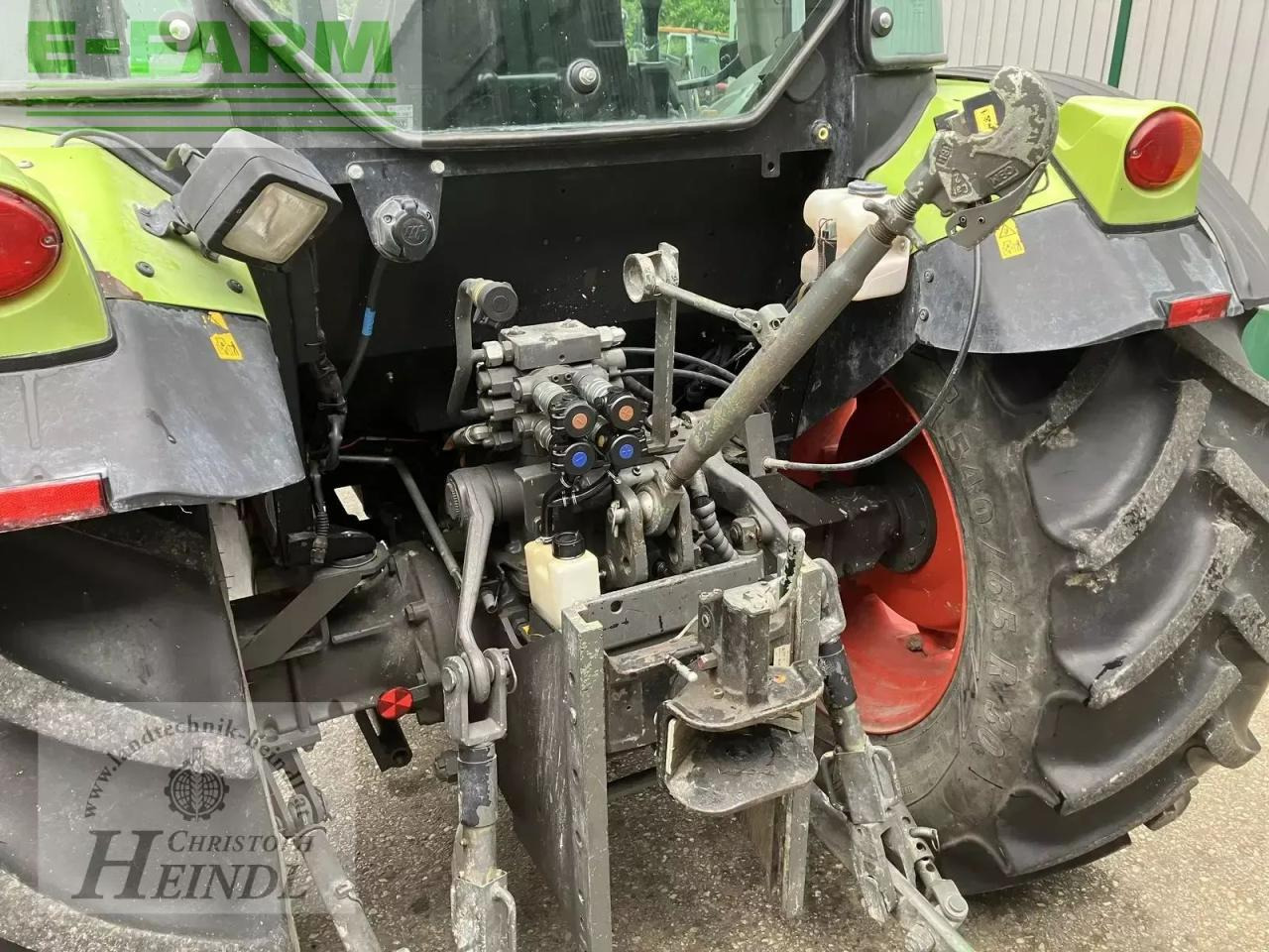Tractor CLAAS elios 220