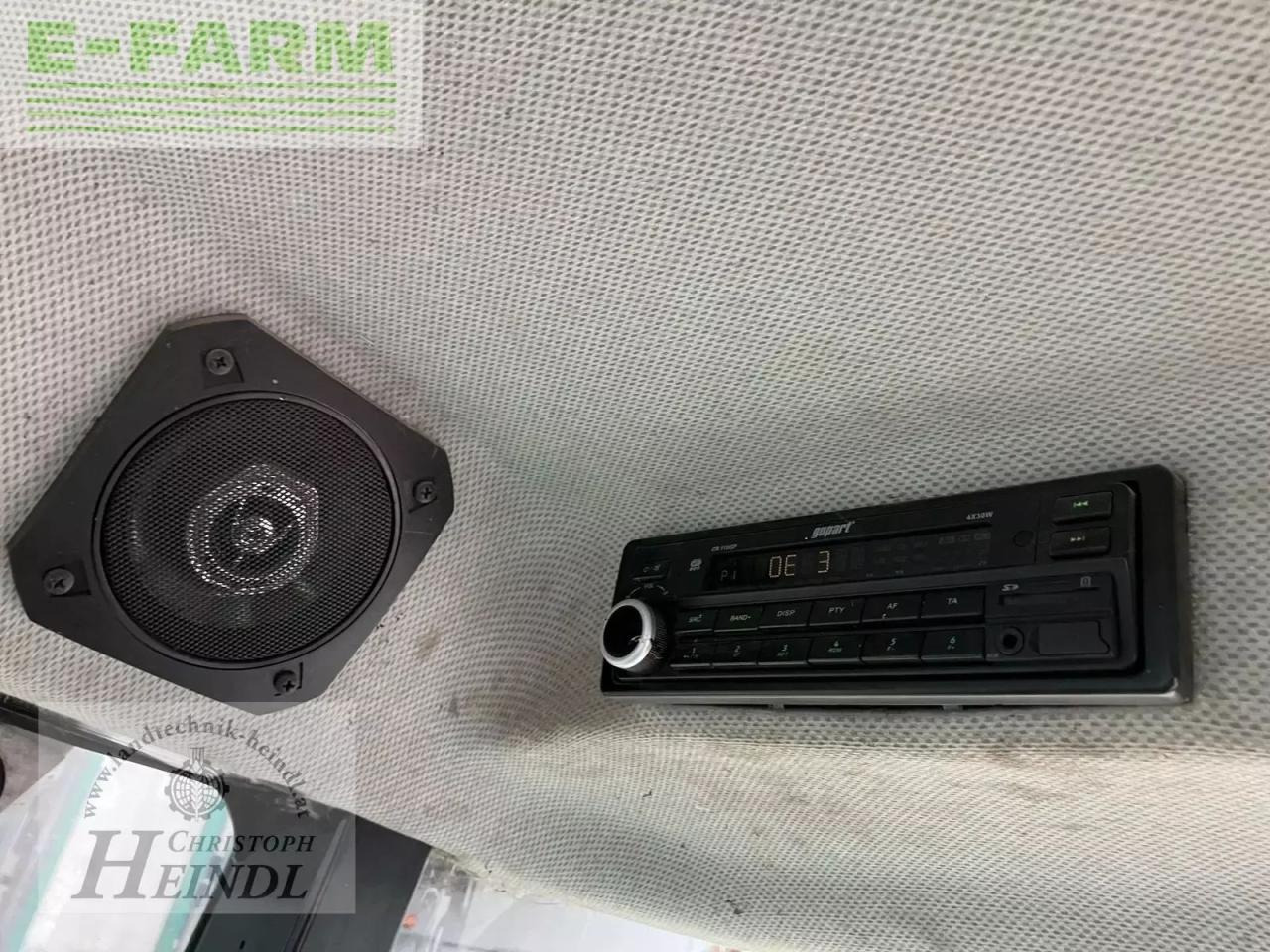 Tractor CLAAS elios 220