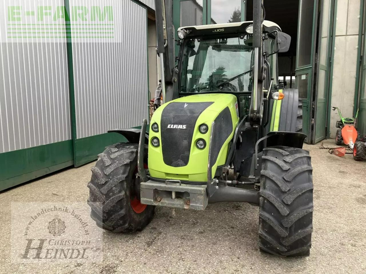 Tractor CLAAS elios 220