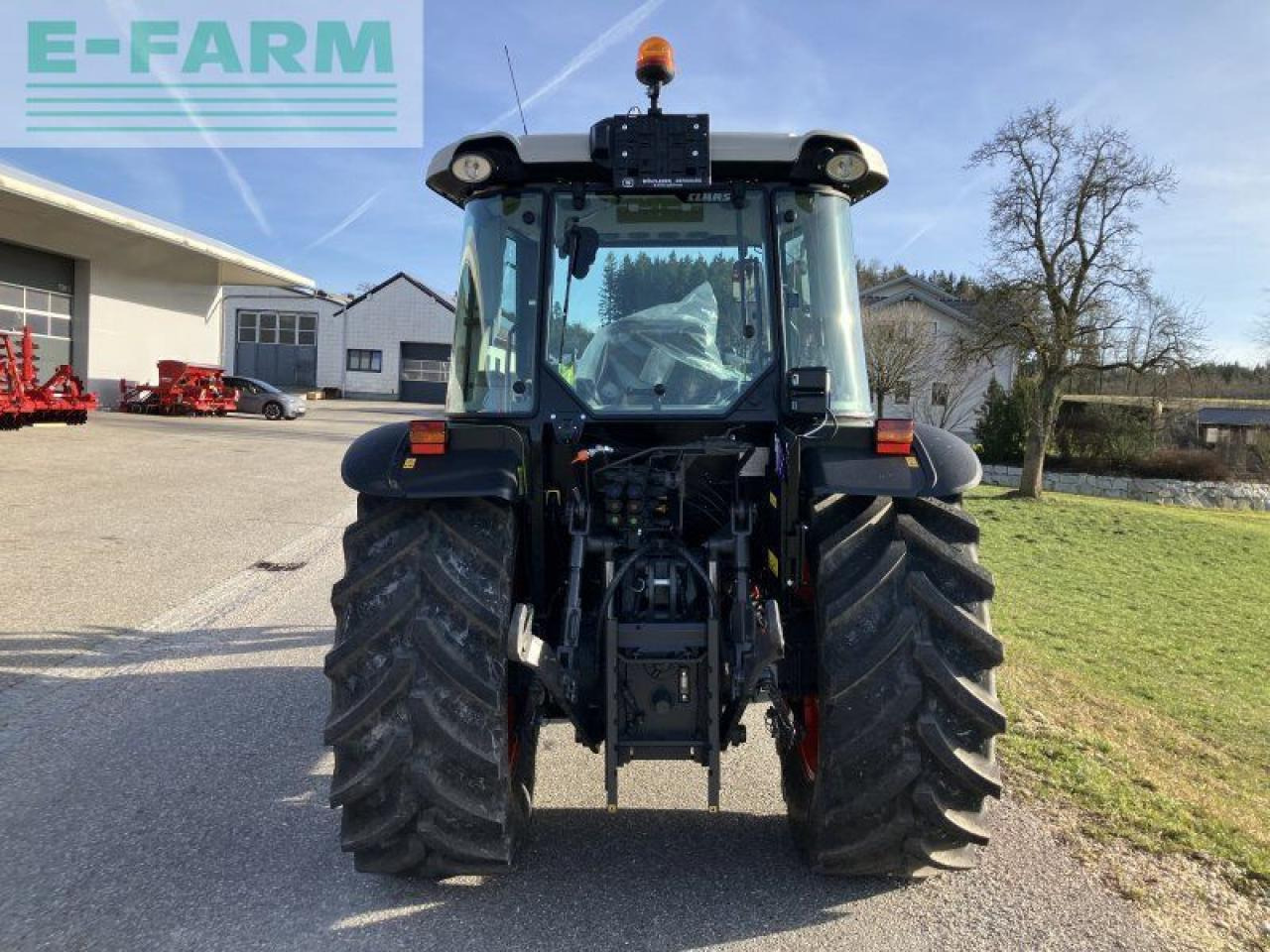 Tractor CLAAS elios 320