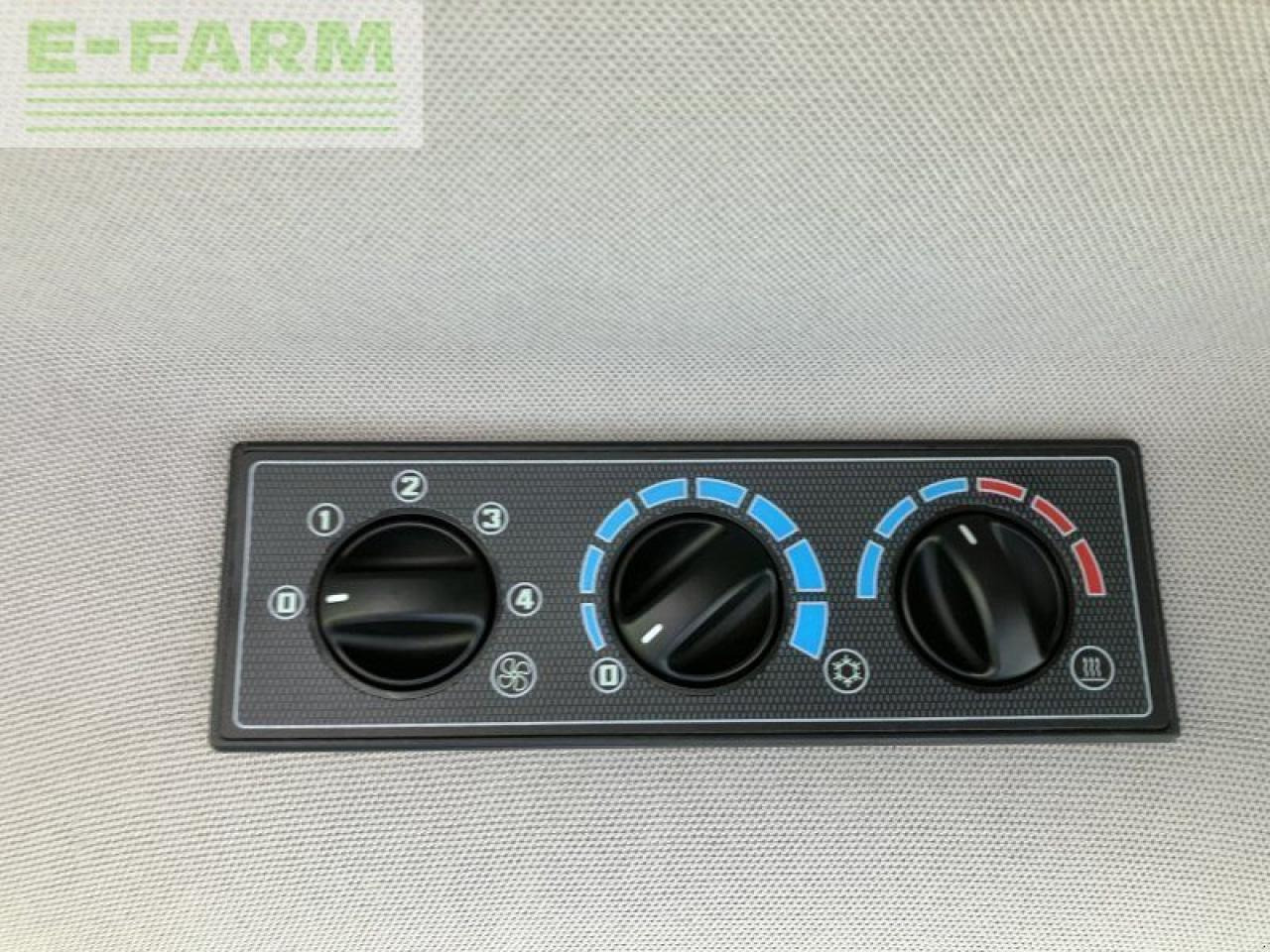 Tractor CLAAS elios 320