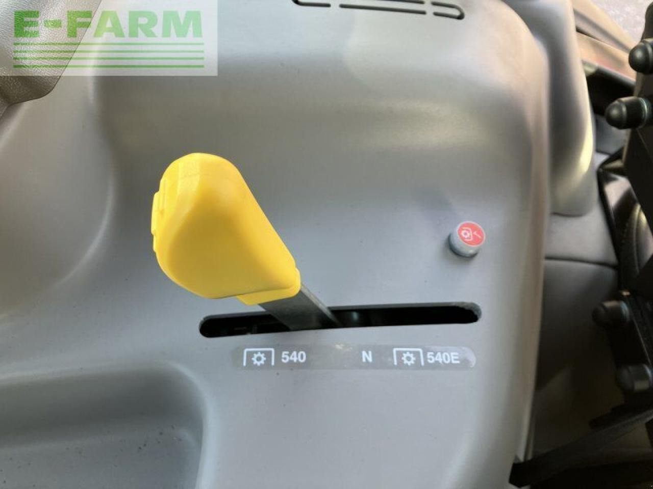 Tractor CLAAS elios 320