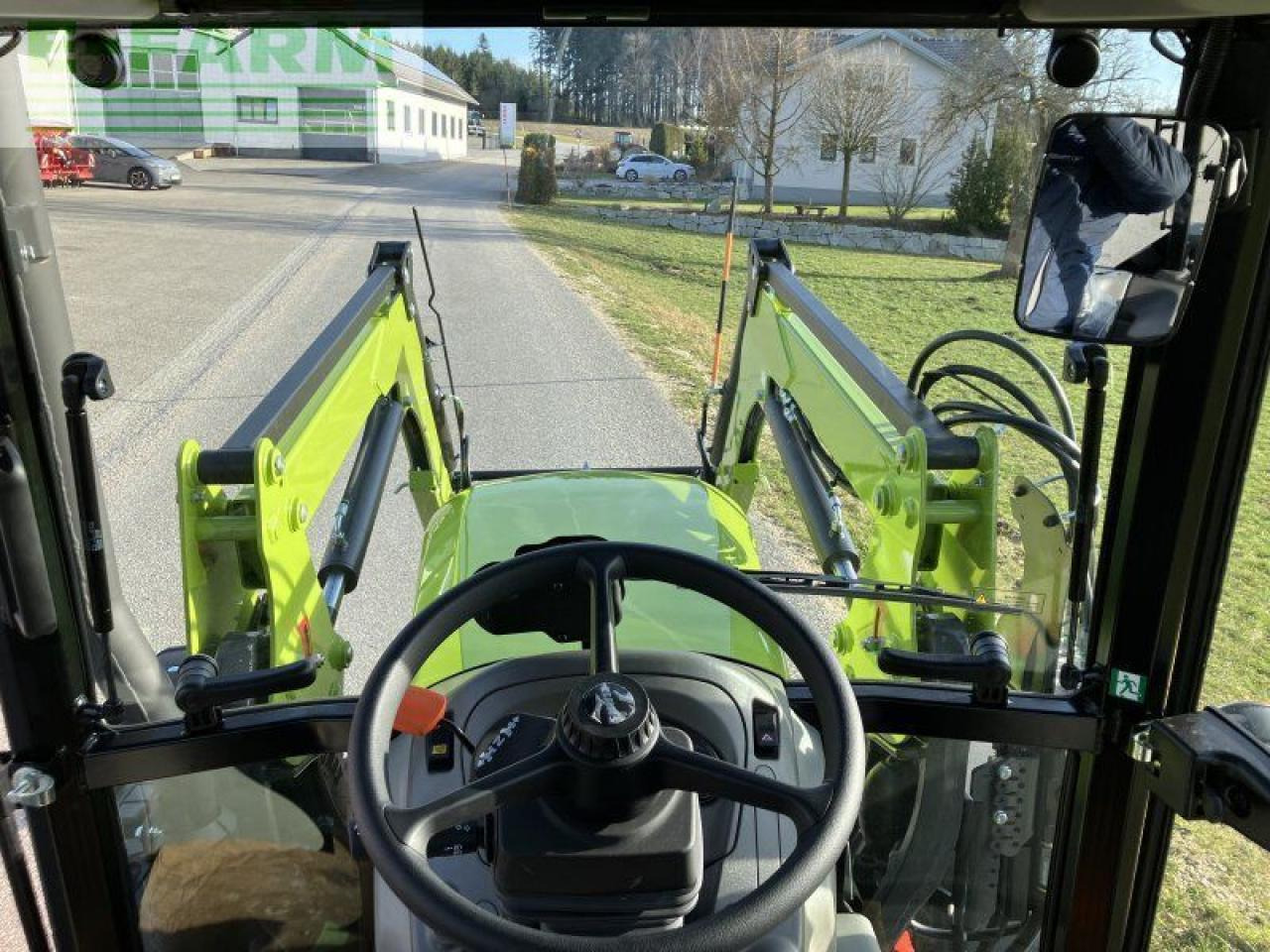 Tractor CLAAS elios 320
