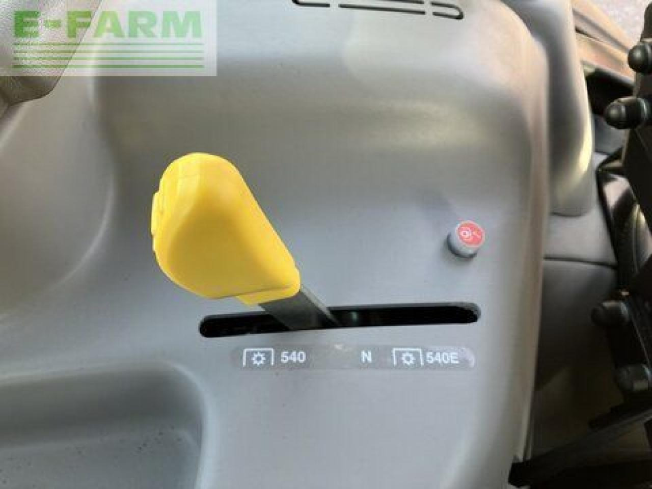 Tractor CLAAS elios 320