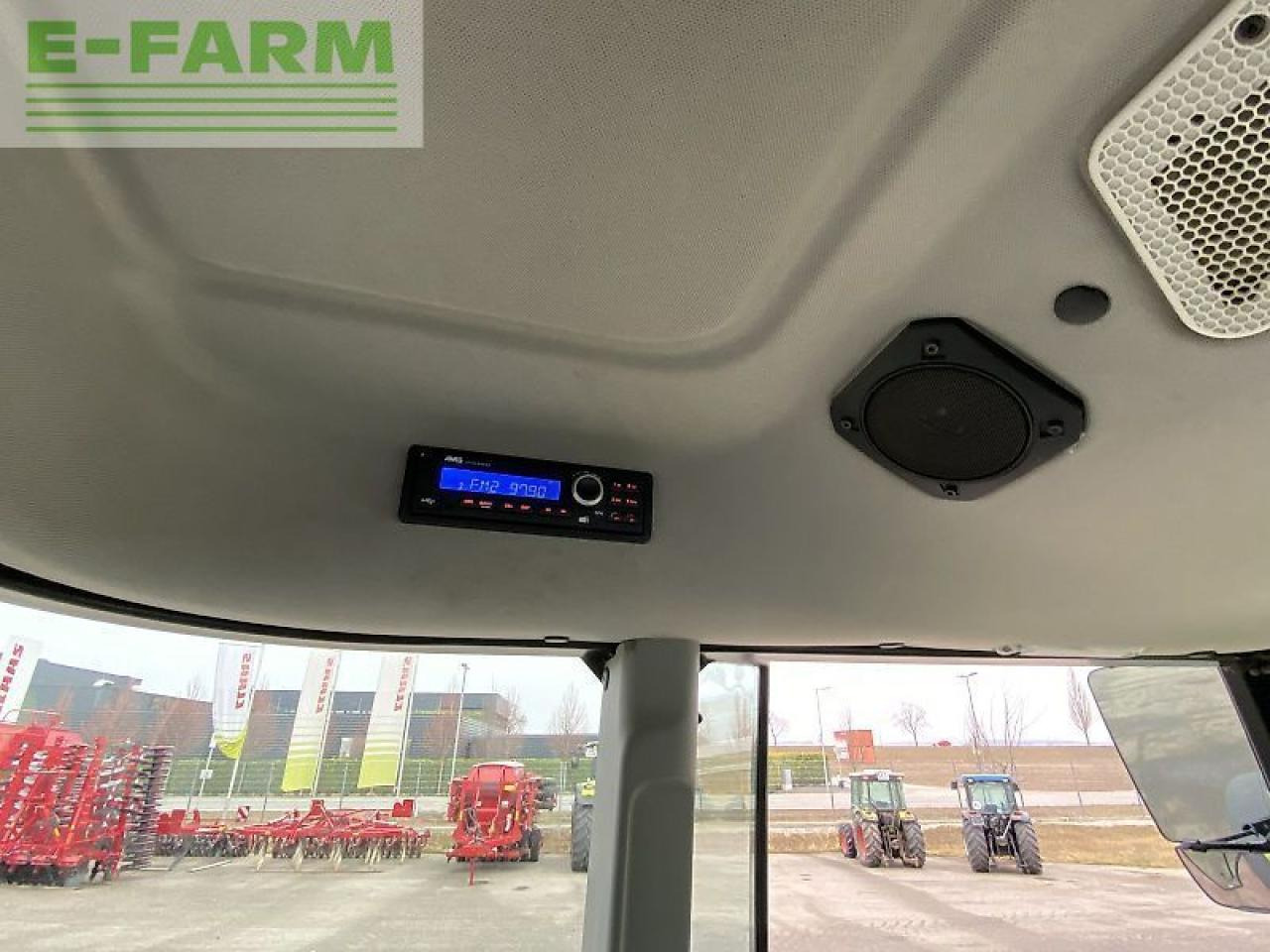 Tractor CLAAS elios 320