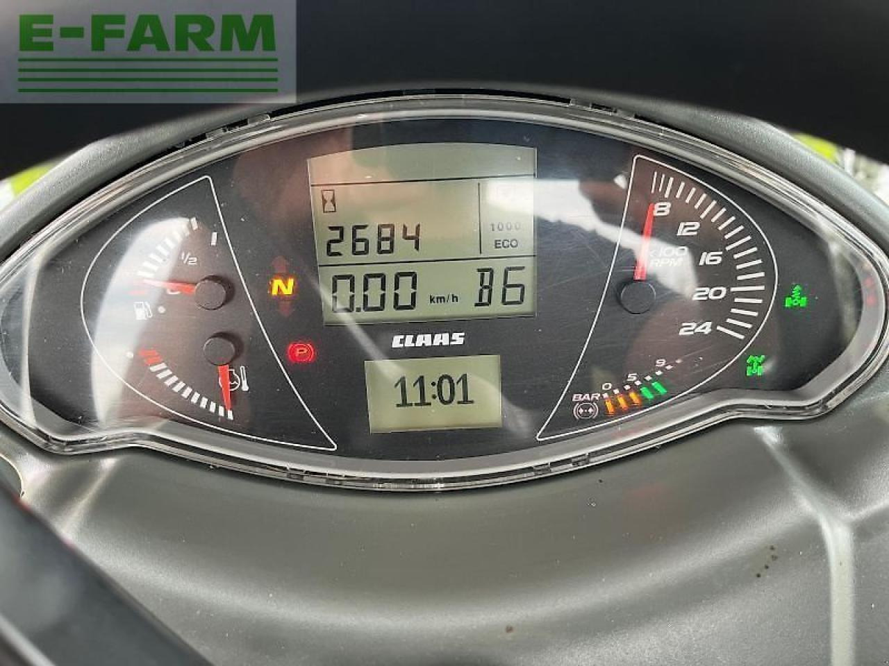Tractor CLAAS gebr. arion 530