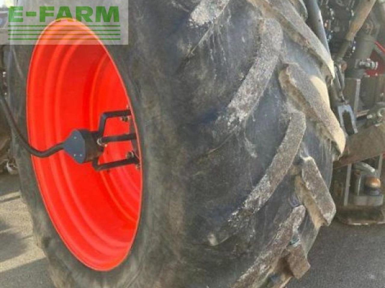 Tractor CLAAS gebr. traktor axion 830