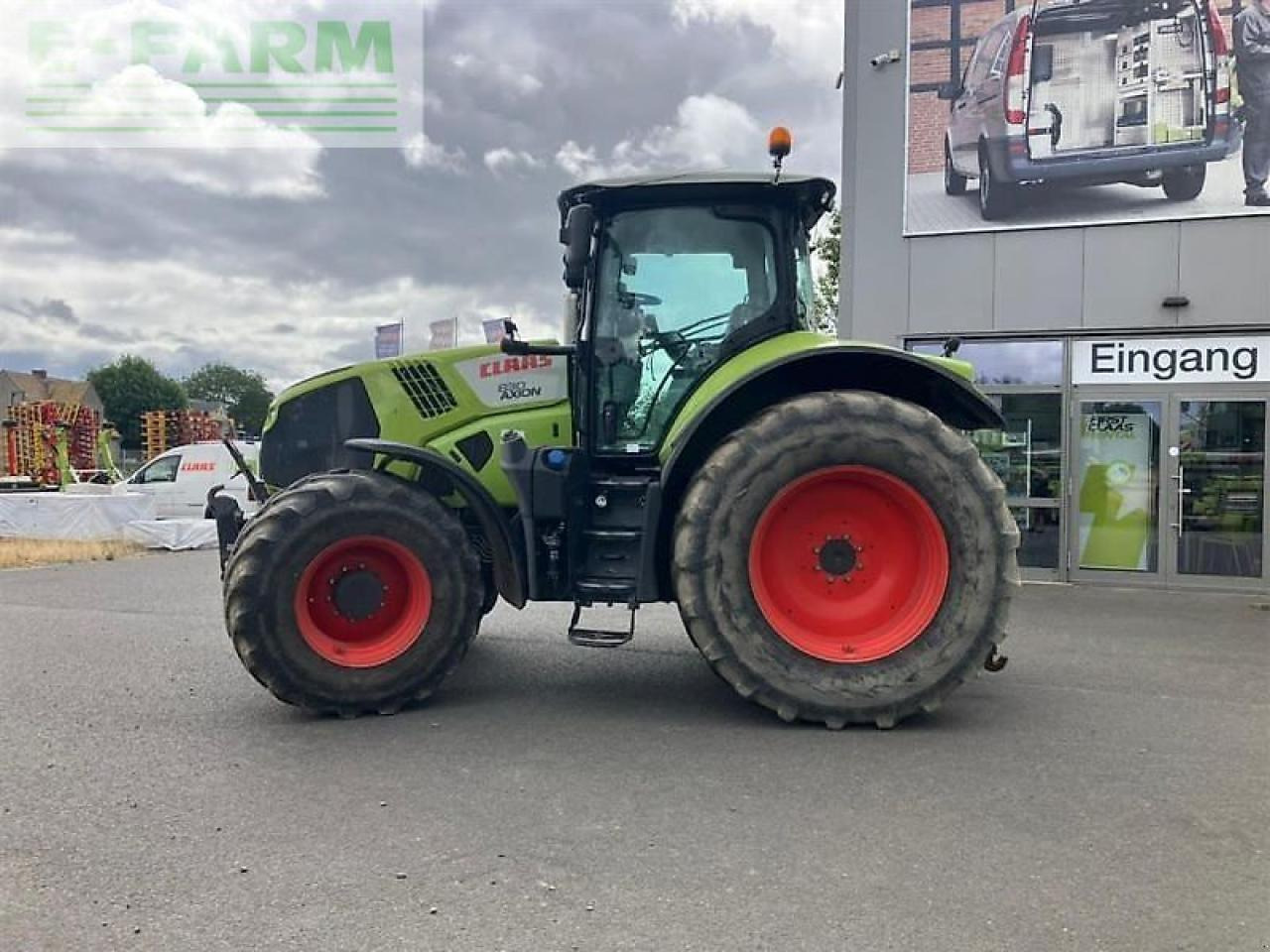 Tractor CLAAS gebr. traktor axion 830
