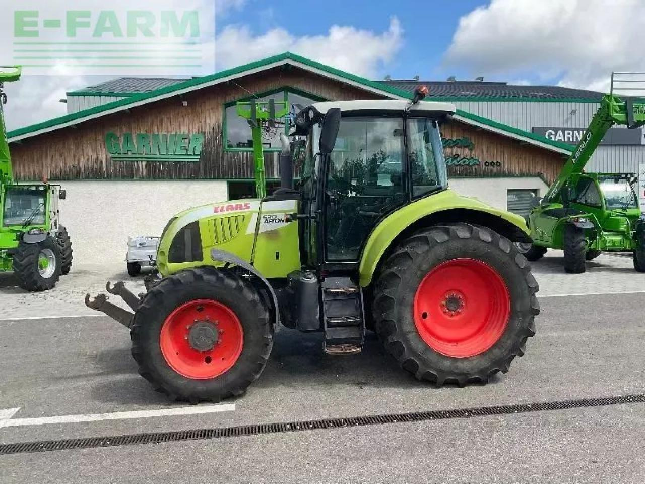 Tractor CLAAS marque claas