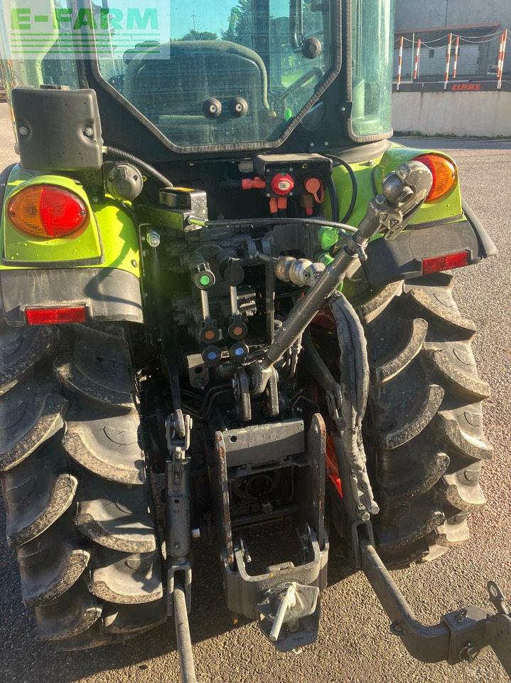 Tractor CLAAS nexos 220 ve cabine 4rm