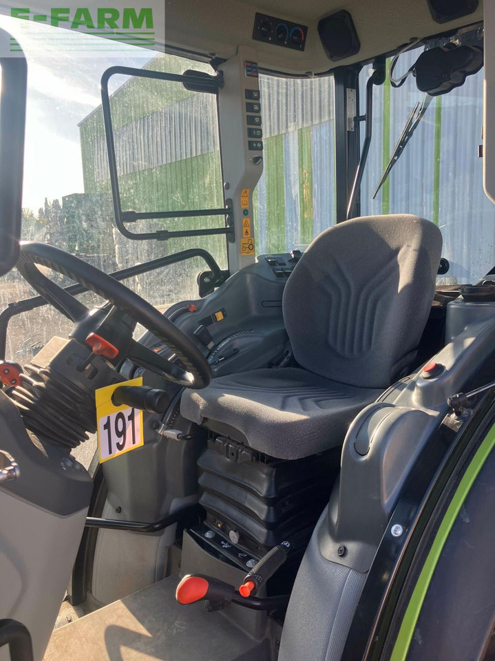 Tractor CLAAS nexos 220 ve cabine 4rm VE
