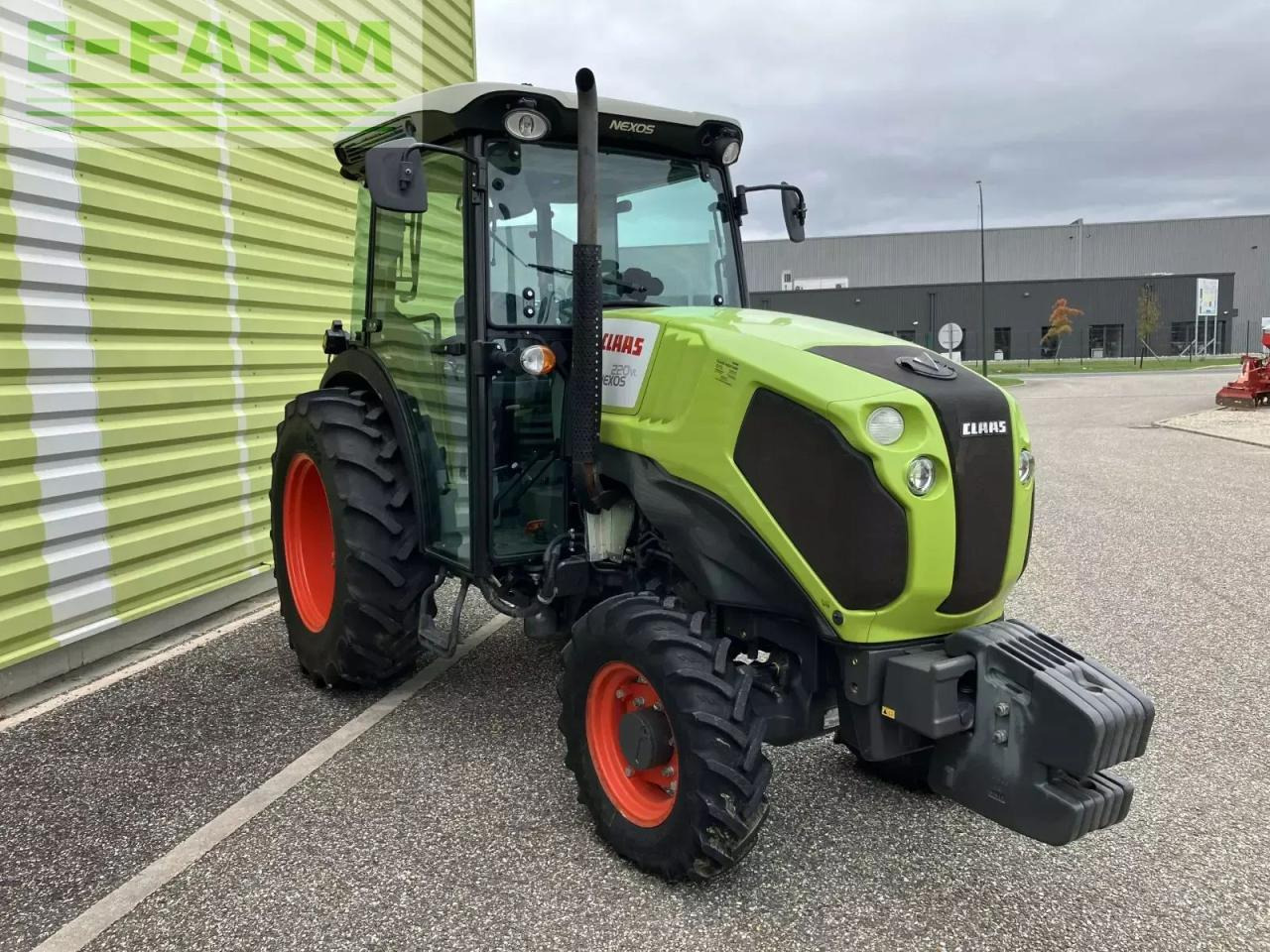 Tractor CLAAS nexos 220 vl VL
