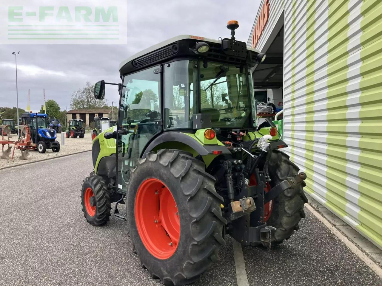 Tractor CLAAS nexos 220 vl cabine VL