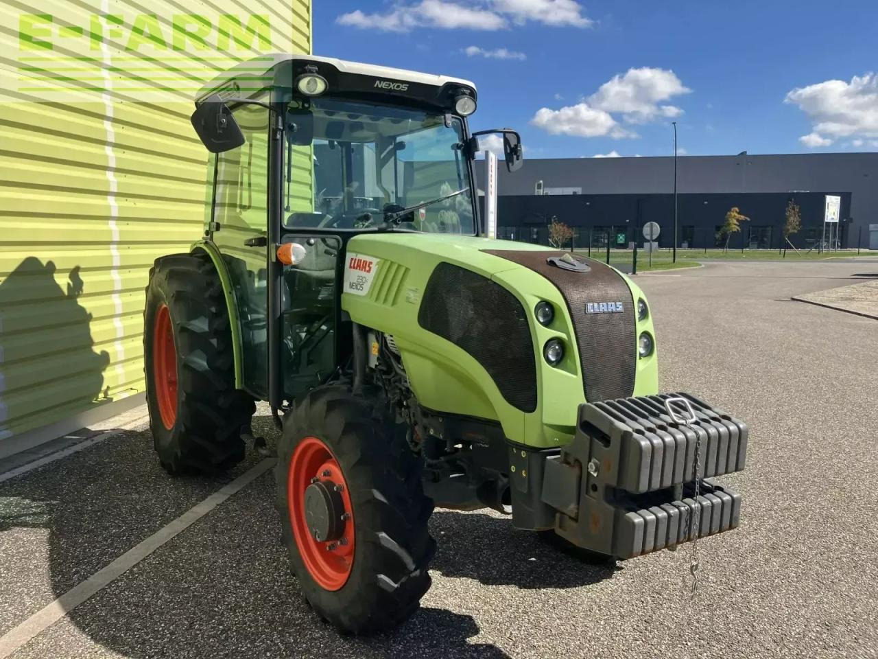 Tractor CLAAS nexos 230 f F