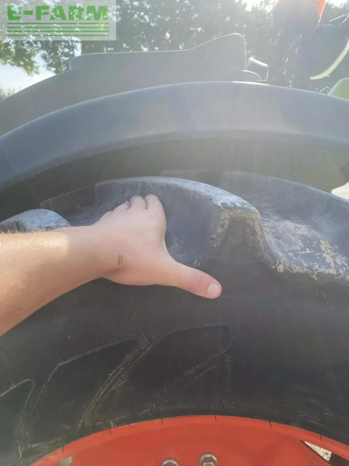 Tractor CLAAS nexos 240 f arceau 4rm