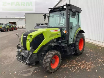Tractor CLAAS nexos 240 m