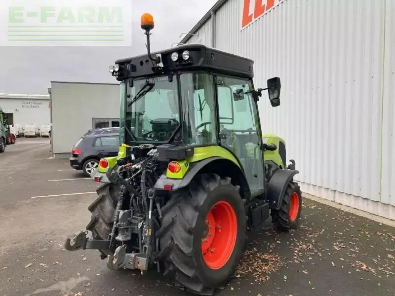 Tractor CLAAS nexos 240 m