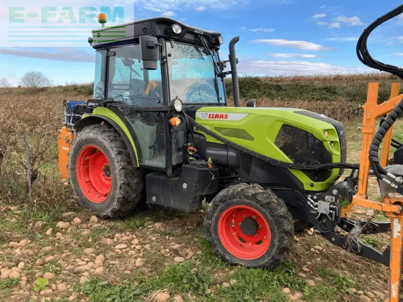 Tractor CLAAS nexos 240 m tradition