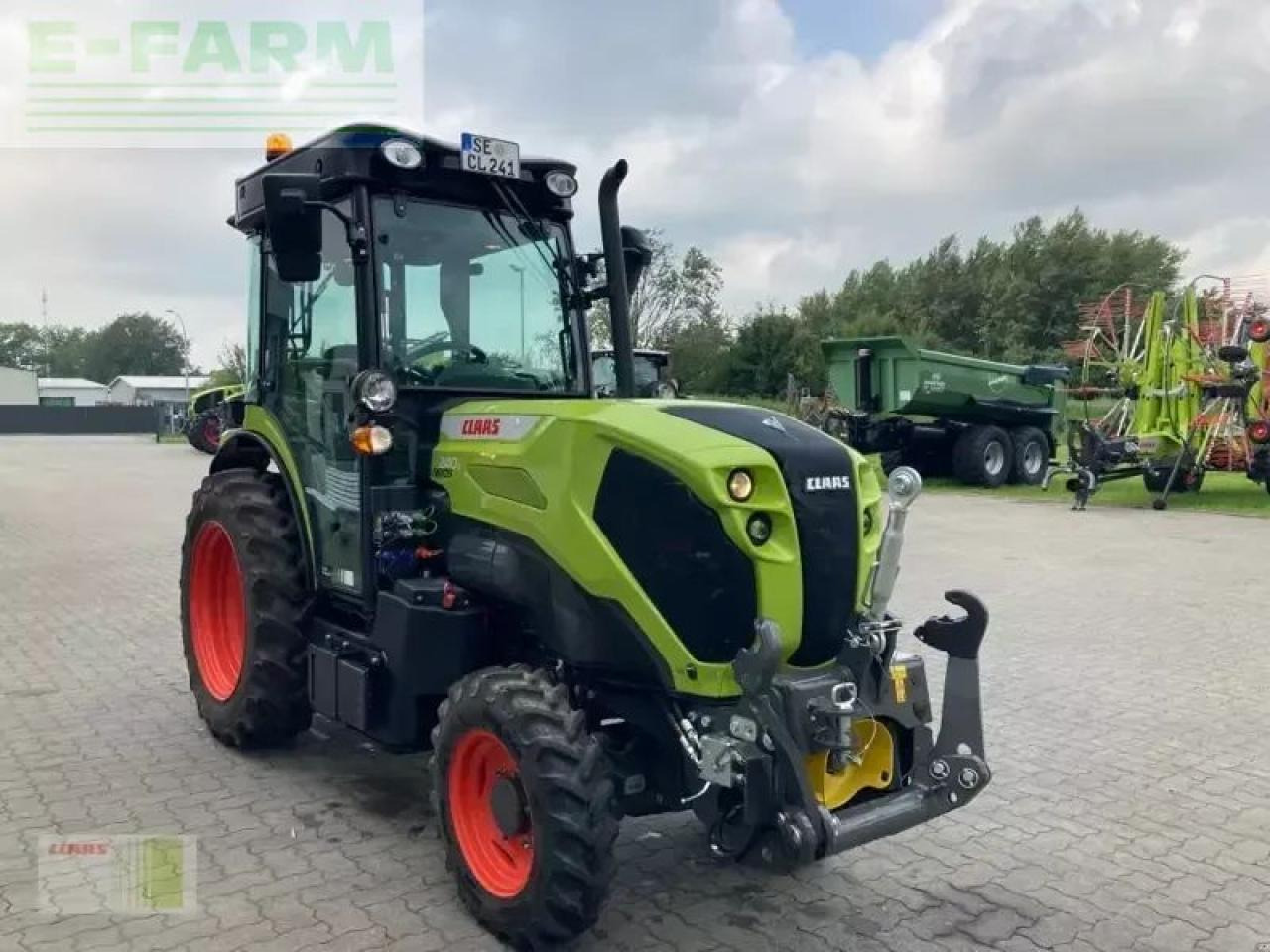 Tractor CLAAS nexos 240 s advanced