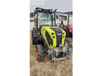 Tractor CLAAS nexos 240s