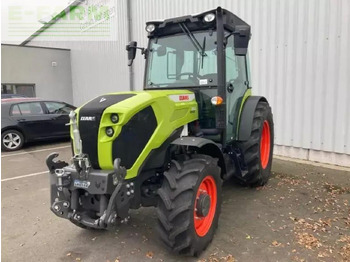 Tractor CLAAS nexos 260 l