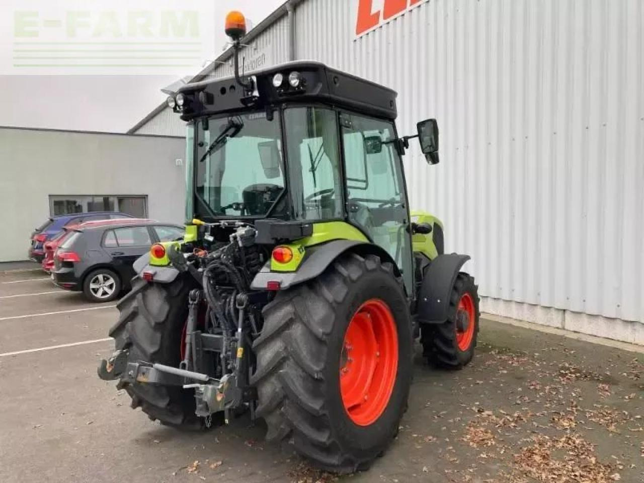 Tractor CLAAS nexos 260 l