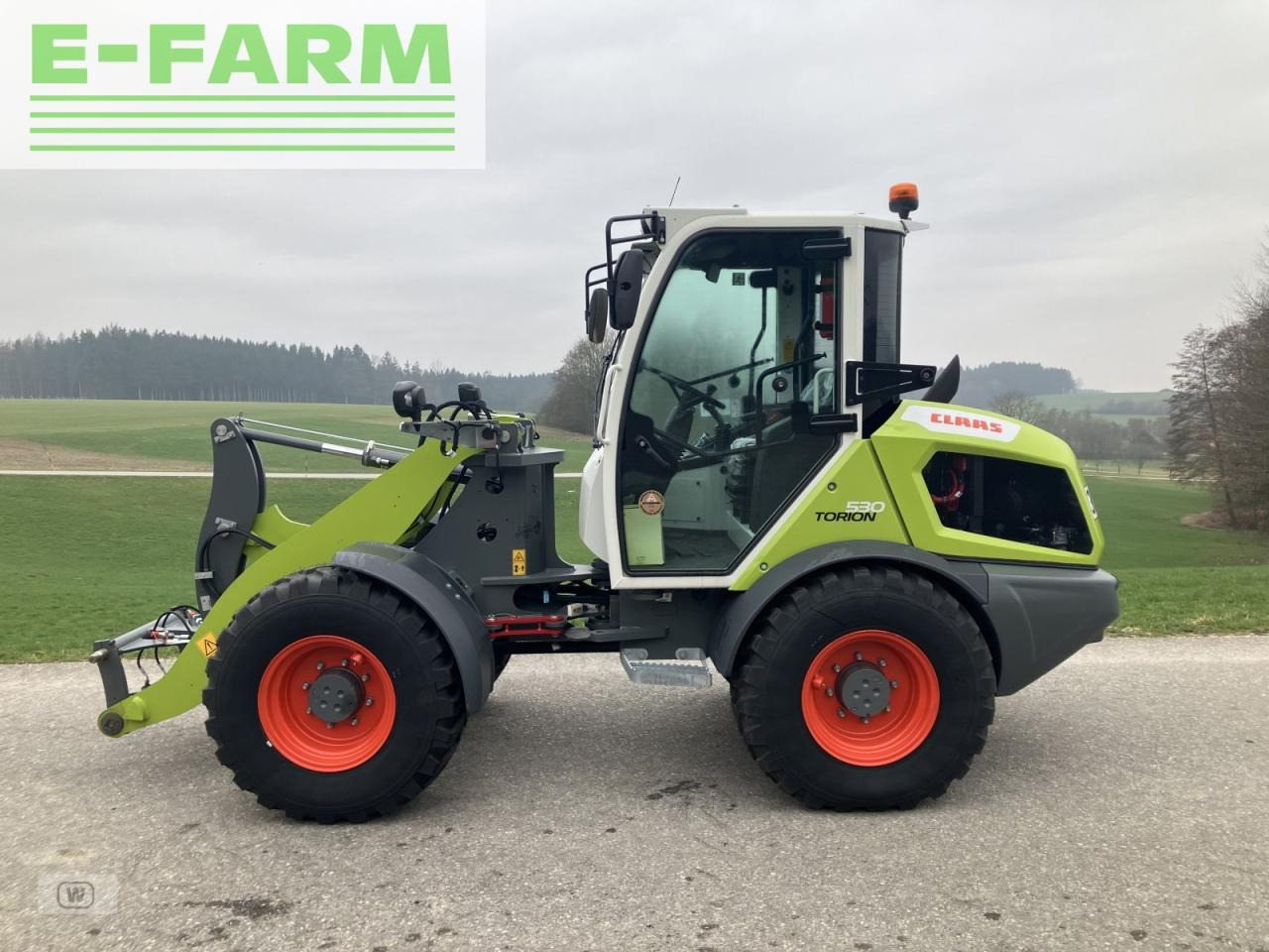 Tractor CLAAS torion 530