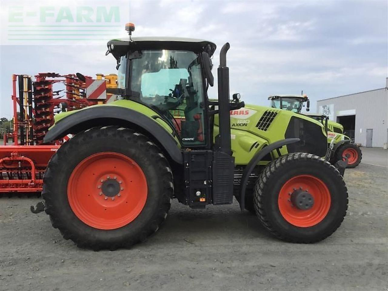 Tractor CLAAS traktor axion 830 cm