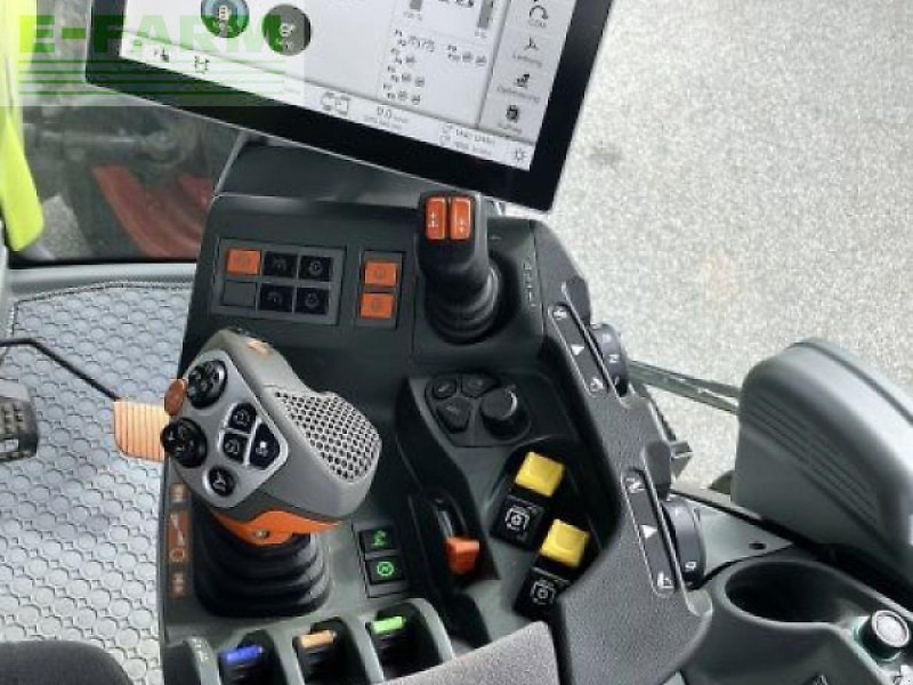 Tractor CLAAS traktor axion 870 cm cebis