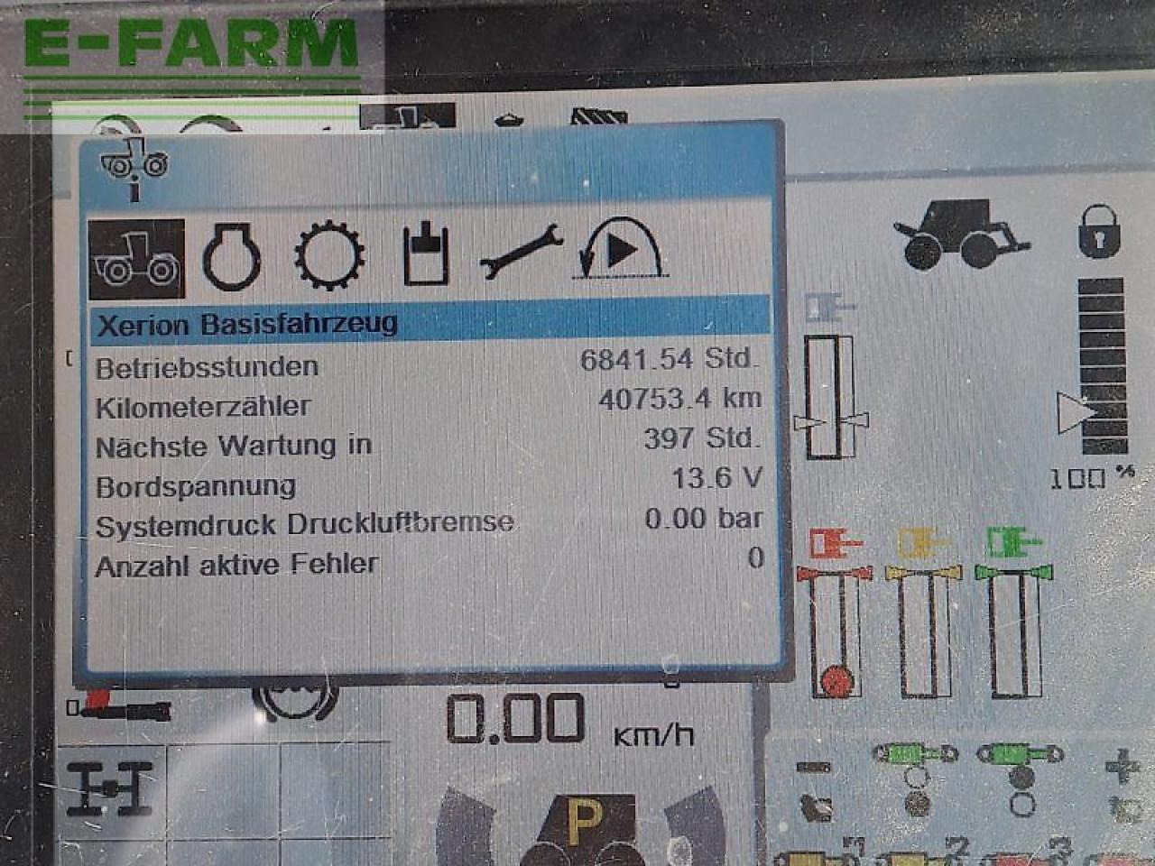 Tractor CLAAS xerion 3300 trac vc TRAC VC