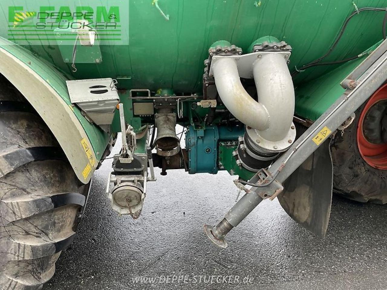 Tractor CLAAS xerion 3800 saddle trac SADDLE TRAC