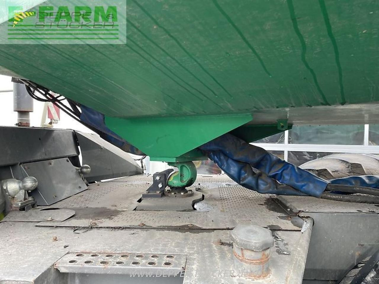 Tractor CLAAS xerion 3800 saddle trac SADDLE TRAC