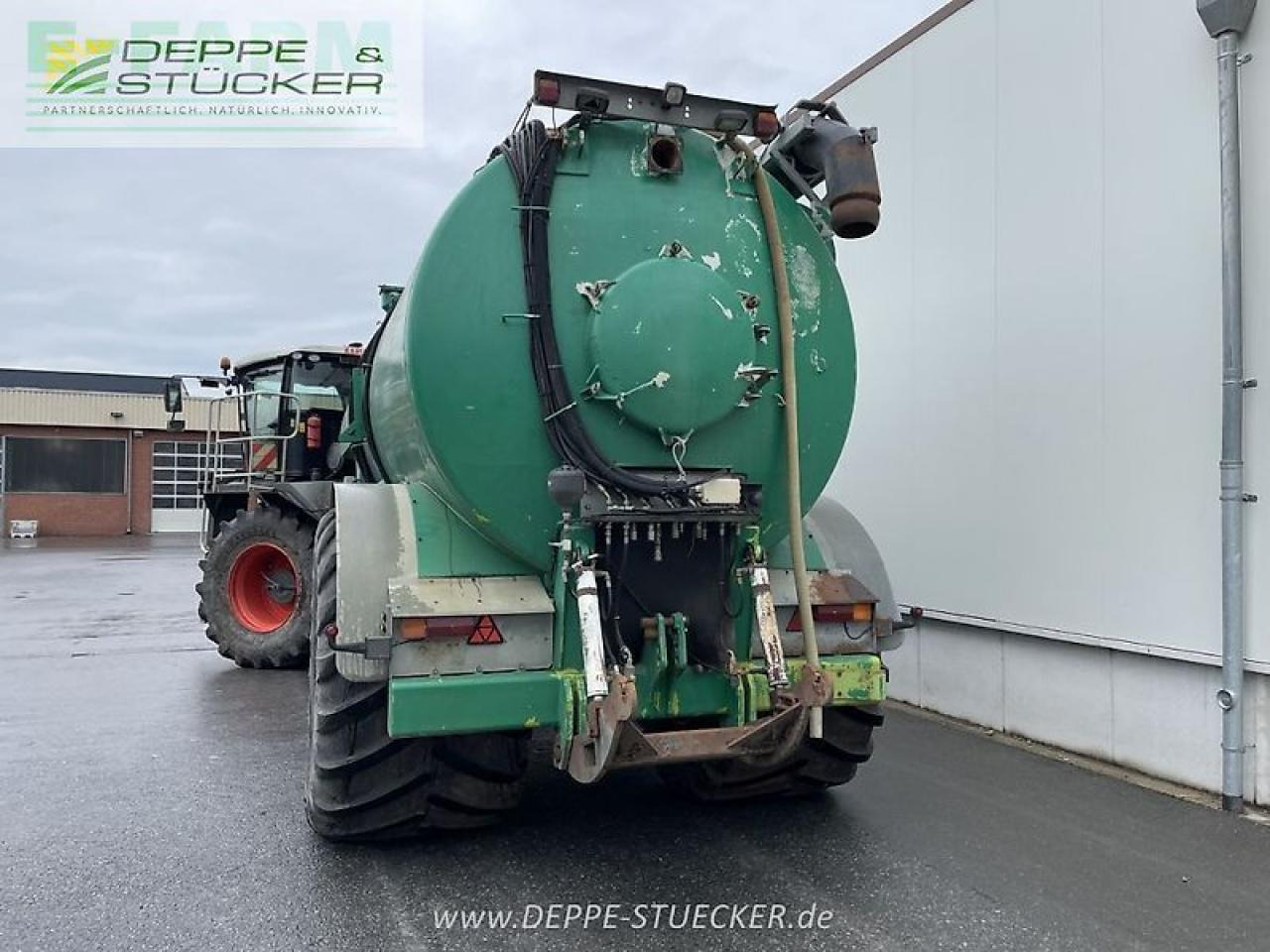 Tractor CLAAS xerion 3800 saddle trac SADDLE TRAC