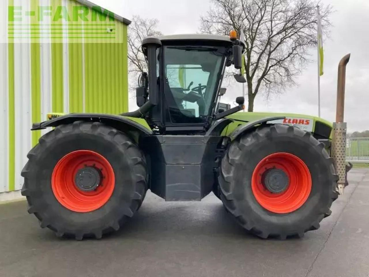 Tractor CLAAS xerion 3800 trac vc TRAC VC