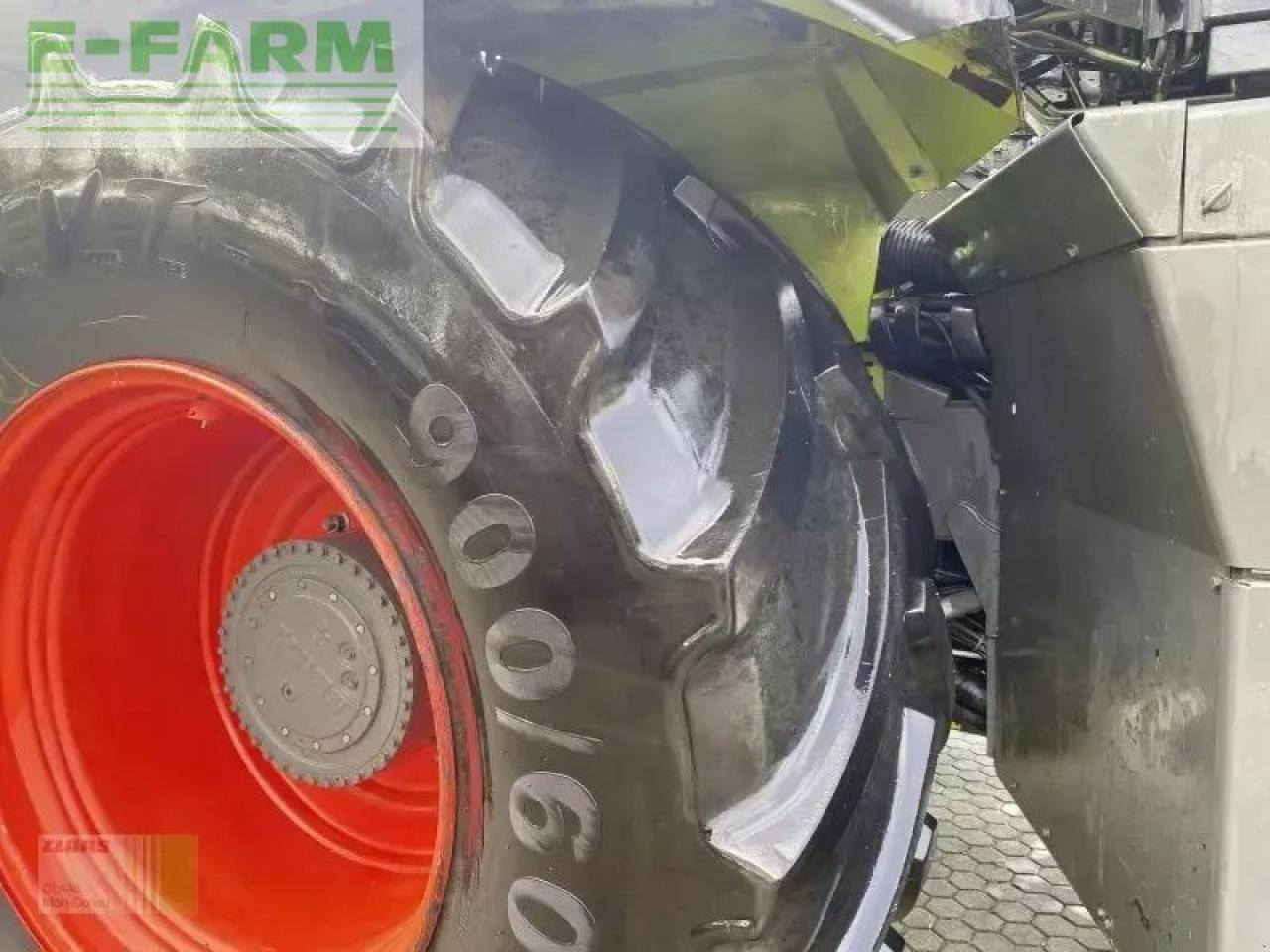 Tractor CLAAS xerion 3800 trac vc TRAC VC