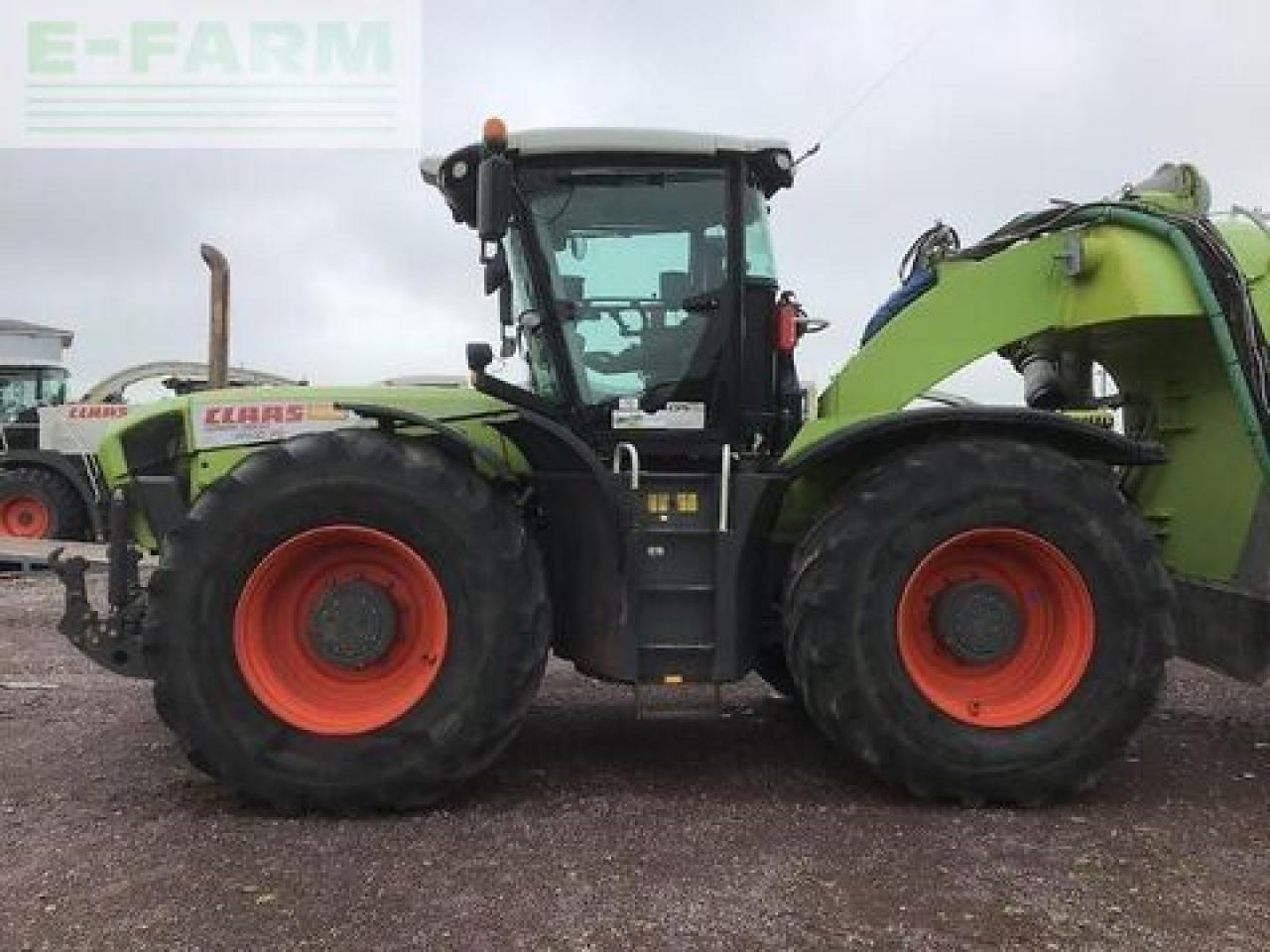 Tractor CLAAS xerion 3800 trac vc TRAC VC